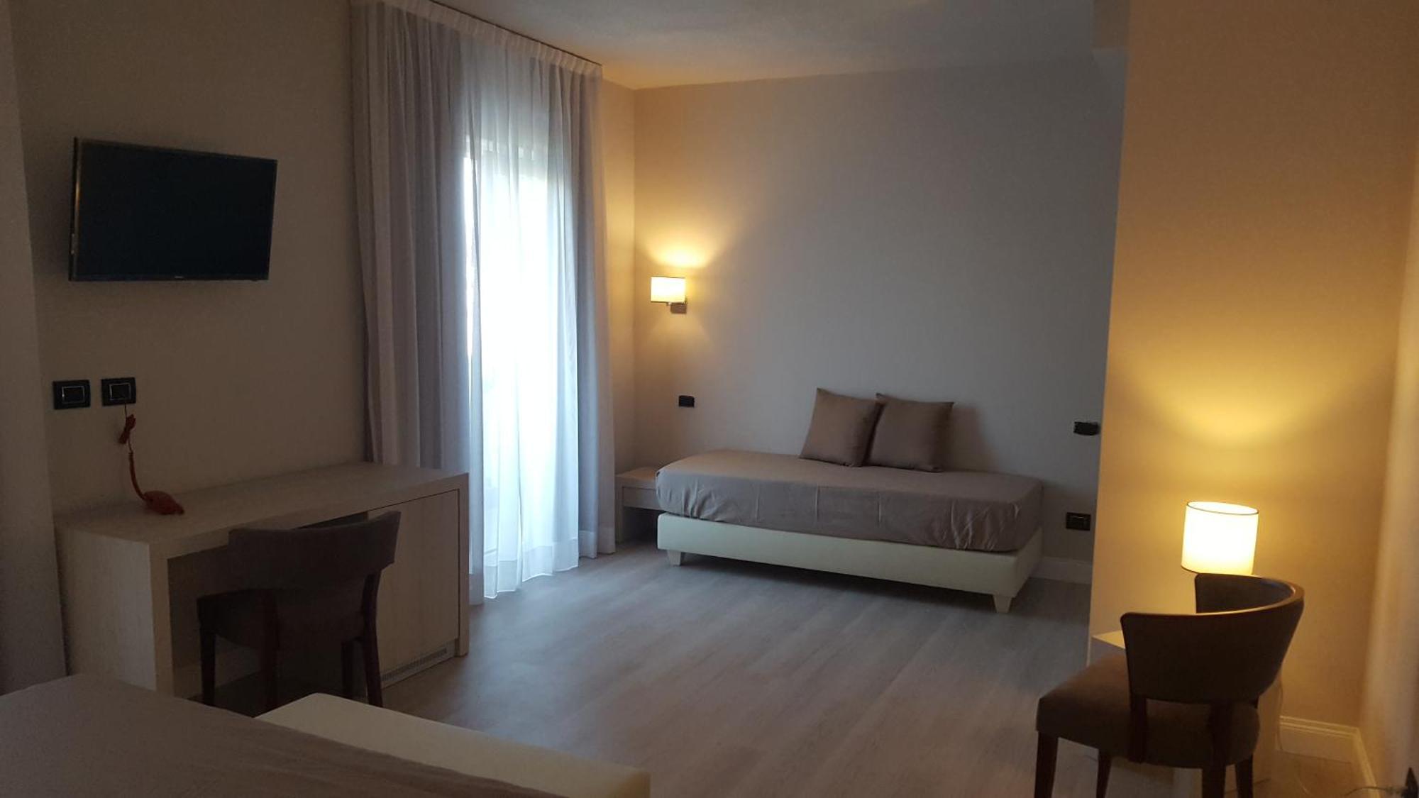 Hotel Villa Barsanti Пьетразанта Экстерьер фото