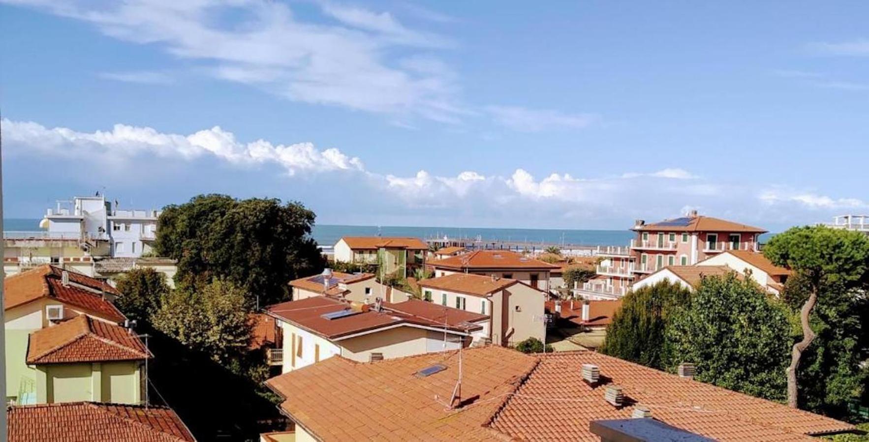 Hotel Villa Barsanti Пьетразанта Экстерьер фото